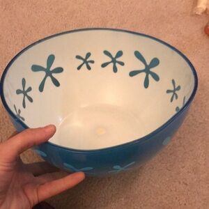 Large chip bowl
